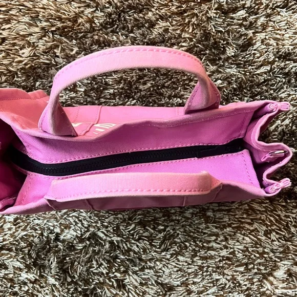 Marc Jacobs Pink Canvas Tote Bag with Bold Branding - Picture 4 of 7